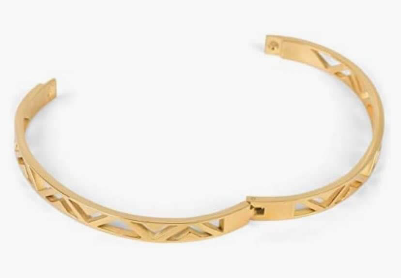 CDCF9018-368B-4F48-95AA-179A5BFA955C