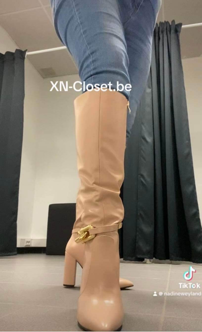 4934381C-0AB4-40C6-839C-51EE3B69D15D