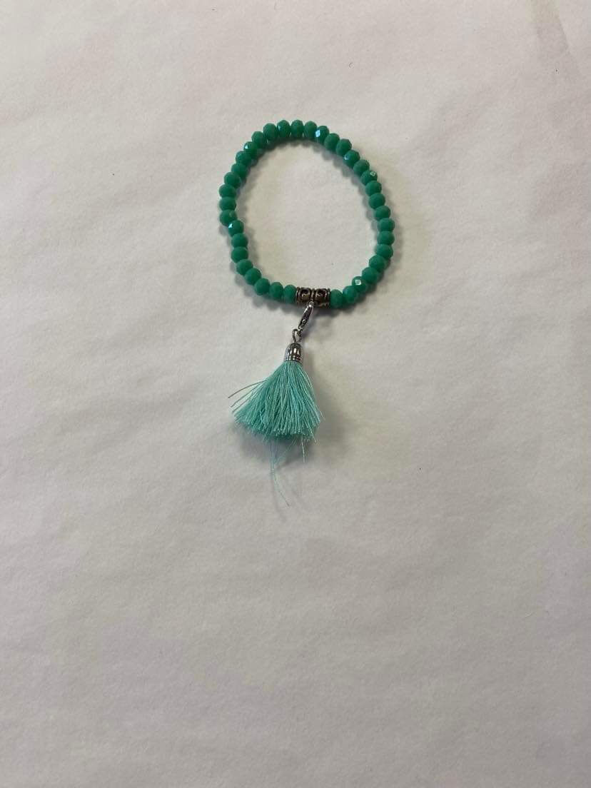 6D22B256-73E1-4F7C-97CE-FCFC1F0759D8