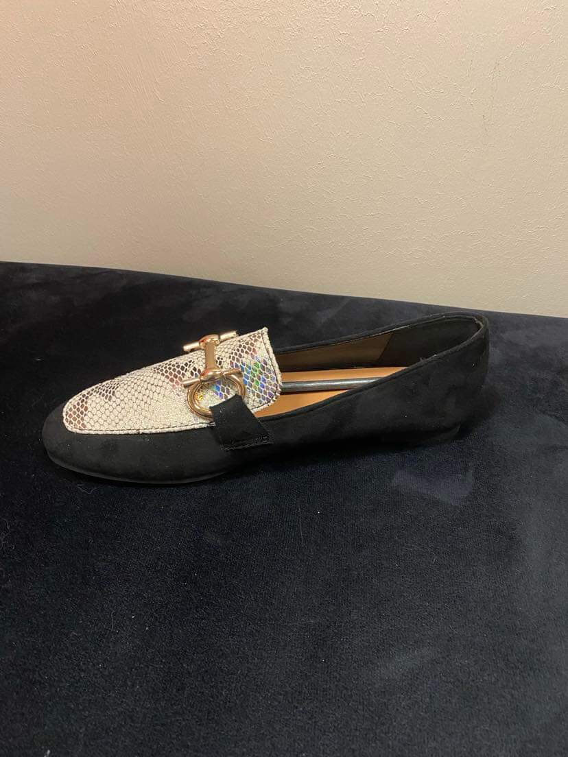 AC7D2DD3-9AE6-4169-880D-5E603455915B